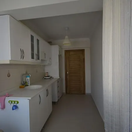 House Life クシャダス
